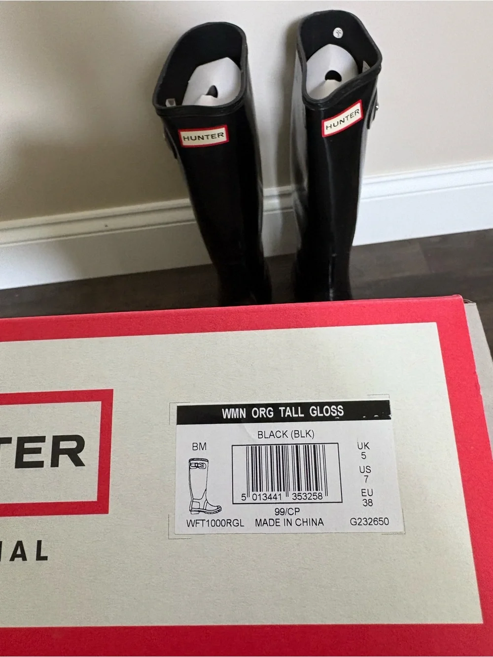 Hunter Women's Tall Gloss Black Rain Boots